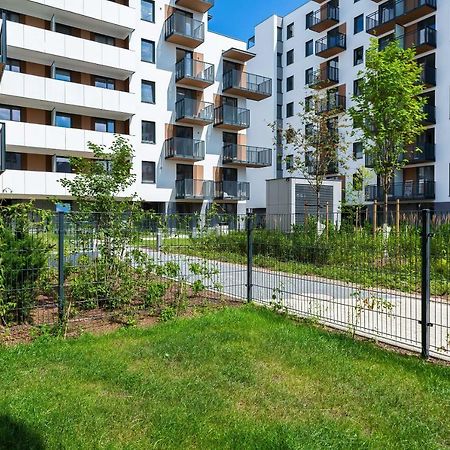 Fort Wola Apartments Warsaw By Noclegi Renters Chambre photo
